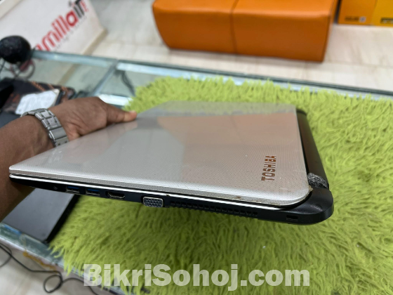 Toshiba , Core i5 ,128GB SSD, 4gb-Ram, 5th Gen, 15.6